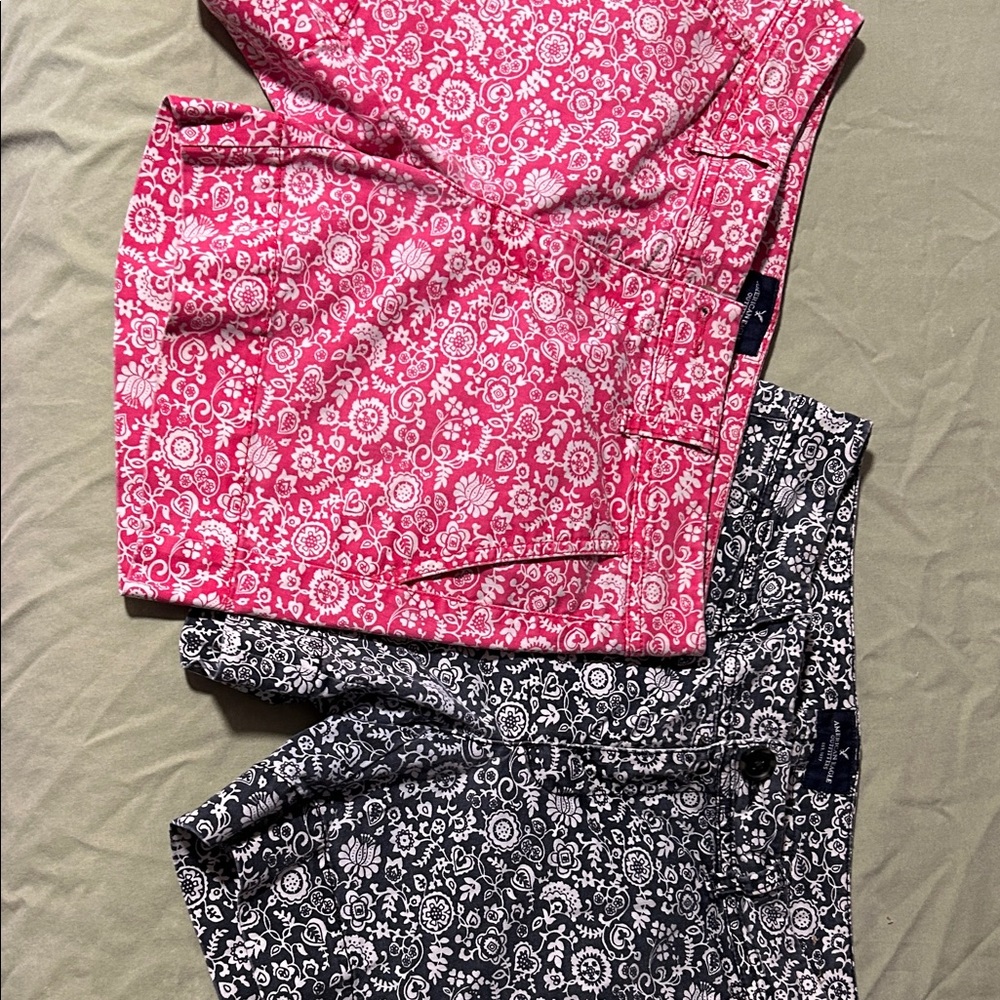 American Eagle Outfitters Red and Black Floral Shorts Set